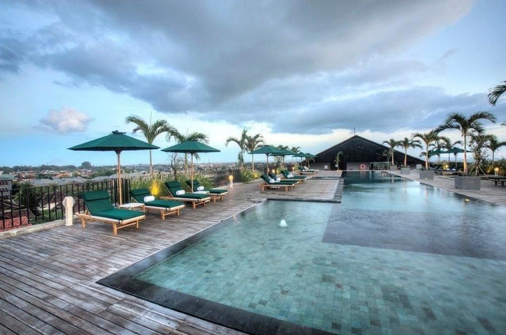 Cross Paasha Bali Seminyak Hotel Exterior foto
