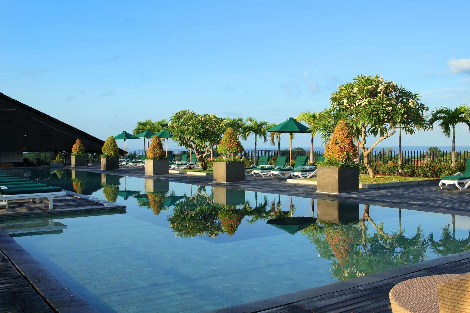 Cross Paasha Bali Seminyak Hotel Exterior foto